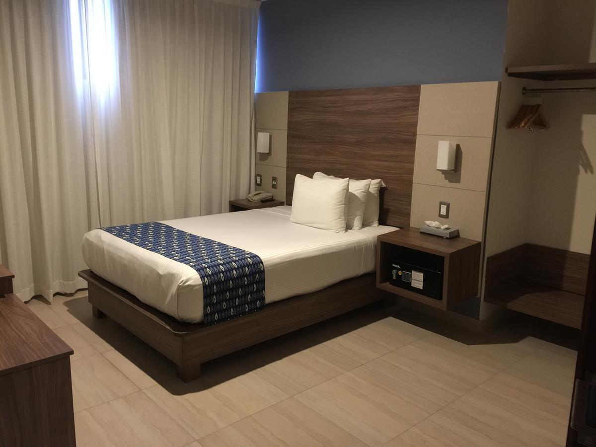 Ocean View Beach Hotel Mazatlan Exterior photo