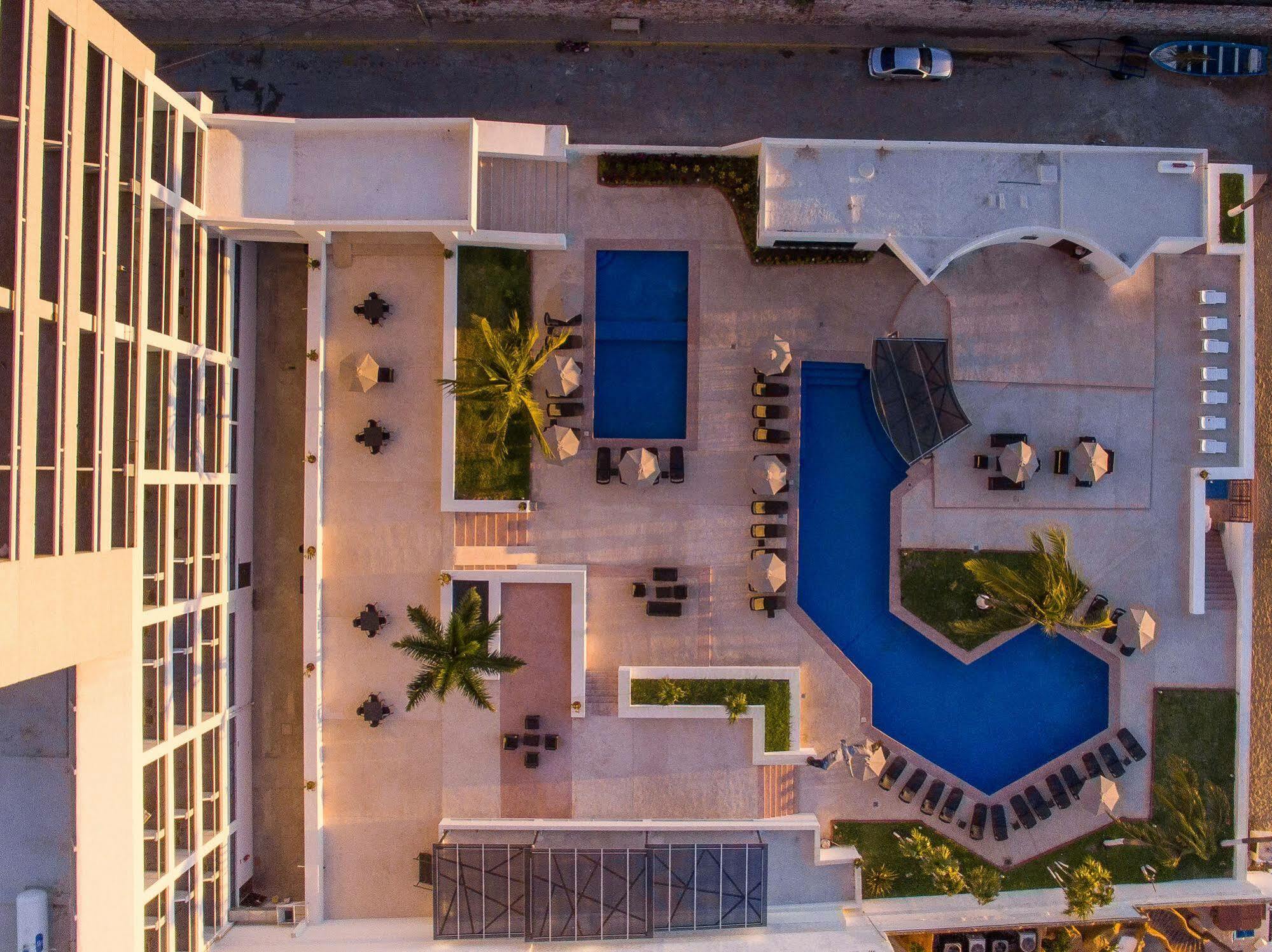 Ocean View Beach Hotel Mazatlan Exterior photo